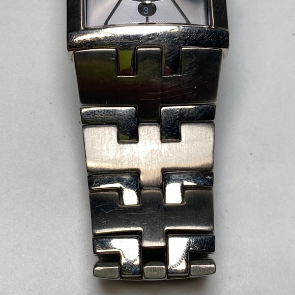 Kenneth Cole New York watch, stainless, gray dial, new battery - Picture 4 of 16